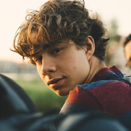 retrato de hombres y/o mujeres y/o adolescentes relacionado con la migraña – Estudios Clínicos de Pfizer