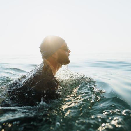 Man in ocean for alopecia areata – Pfizer Clinical Trials